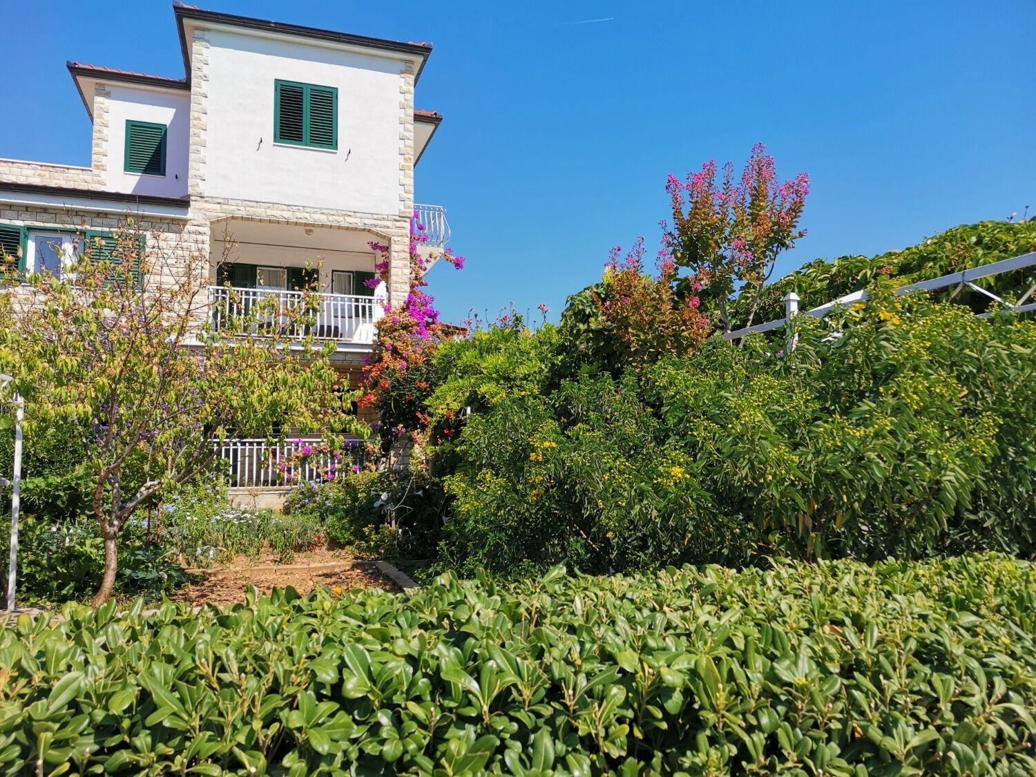 Apartments Srdan Vinišće エクステリア 写真