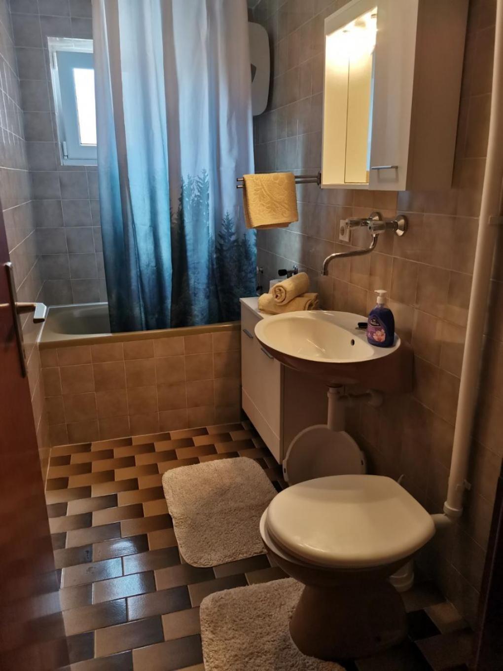 Apartments Srdan Vinišće エクステリア 写真